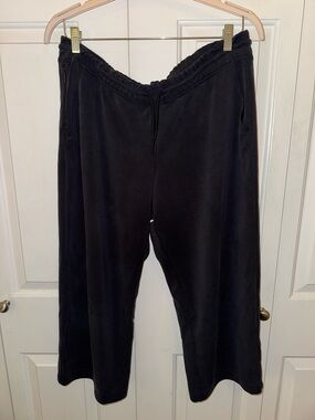 Athleta Charcoal Seasoft Midrise Straight Cropped Pant